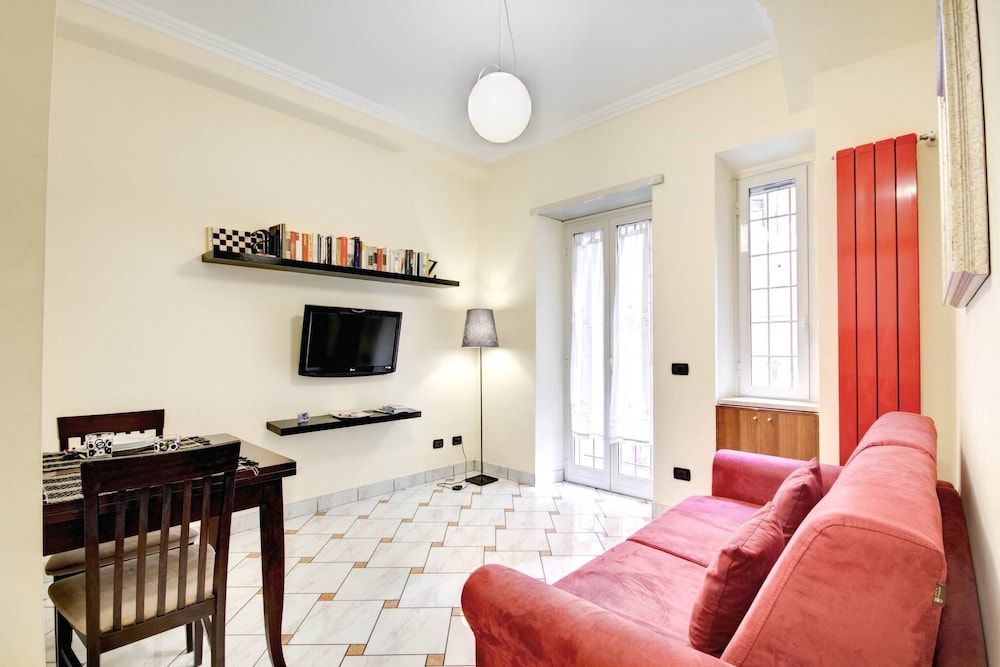 undefined Azalea Colosseo 35 Euro For P 9