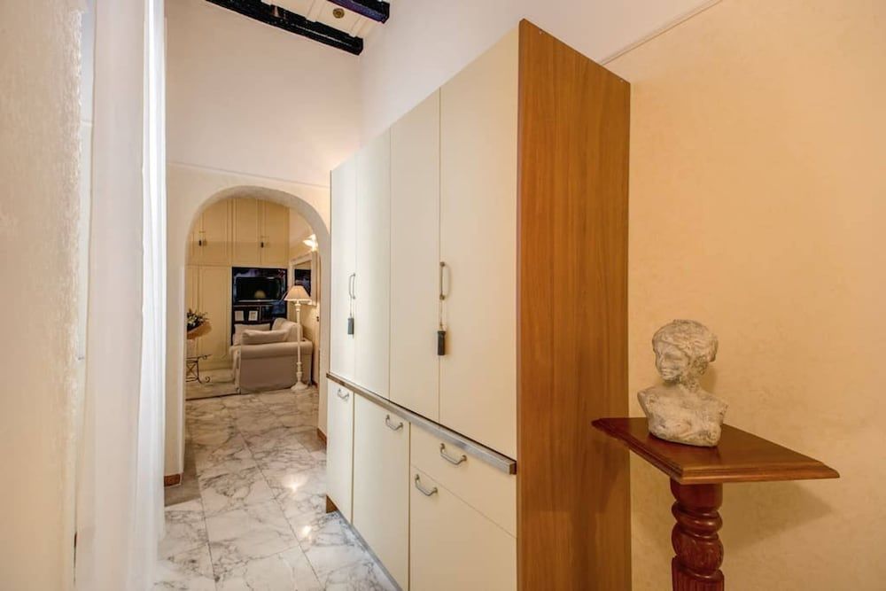 undefined Trevis Lucky Treasure 8