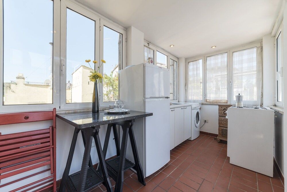 undefined Via dei Cartari 5