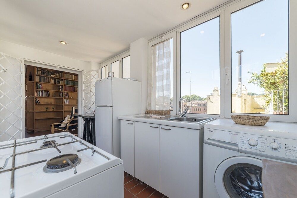 Via dei Cartari Apartment, 1 Bedroom, Terrace 11