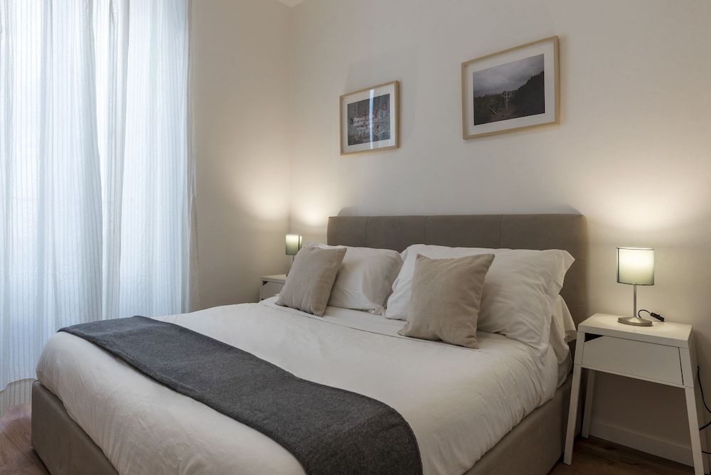 undefined Via degli Avignonesi 6