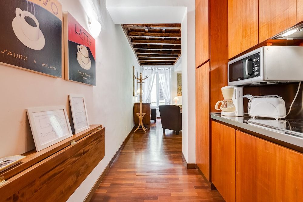 undefined Historical Apartment near Spanish Steps 9