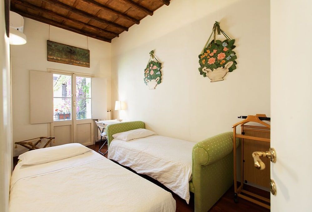 undefined Clock Terrace House - FromHometoRome 10