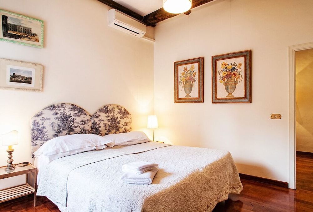 undefined Clock Terrace House - FromHometoRome 9