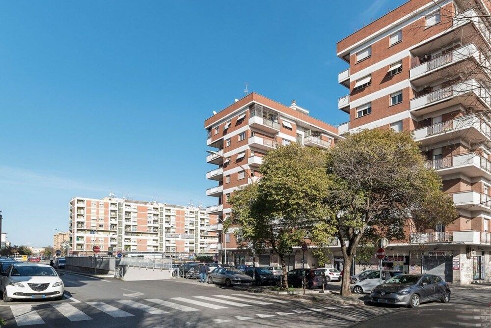 undefined Pigneto & Malatesta Subway Flat 4