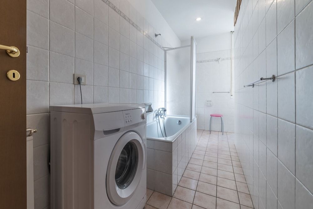 San Lorenzo Roomy Apartment Apartment, 2 Bedrooms 8