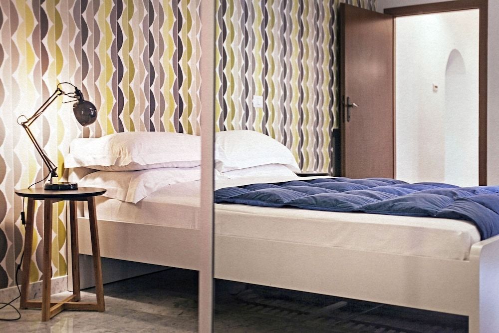 undefined Sales RTH 5