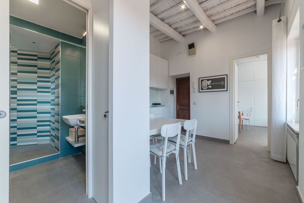 Piazza Navona Panoramic Penthouse Deluxe Condo, 2 Bedrooms 12