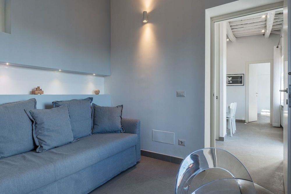 Piazza Navona Panoramic Penthouse Deluxe Condo, 2 Bedrooms 16