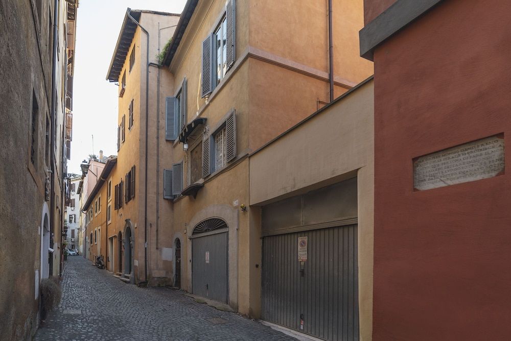 undefined Charming Loft Navona 3