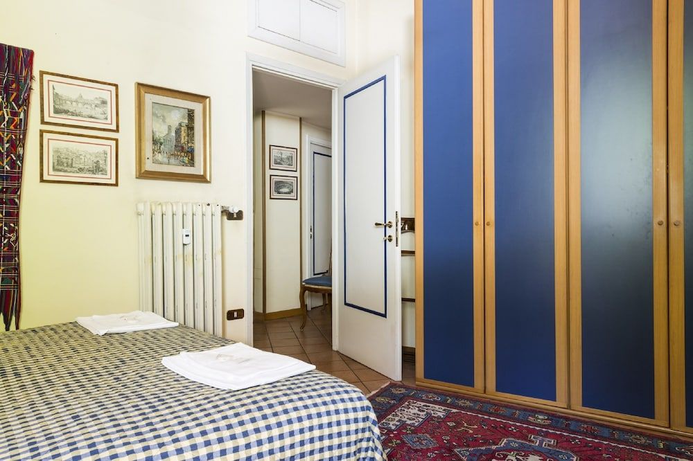 undefined Lemon Tree Apartment Sistine Chapel 6