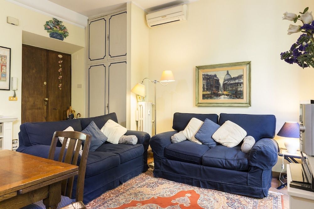 undefined Lemon Tree Apartment Sistine Chapel 8