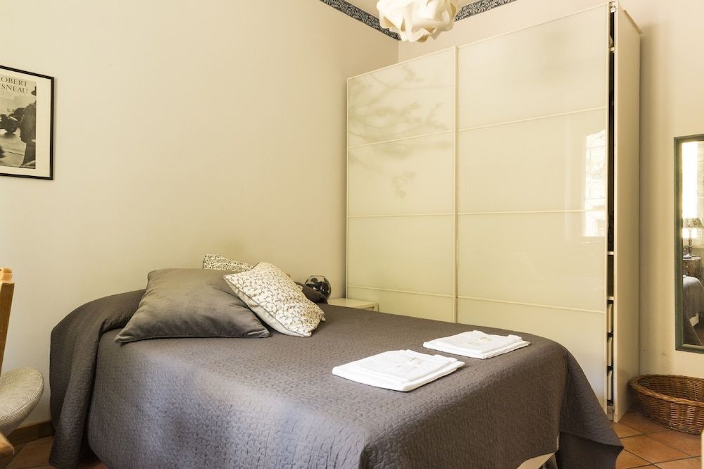 undefined Lemon Tree Apartment Sistine Chapel 3