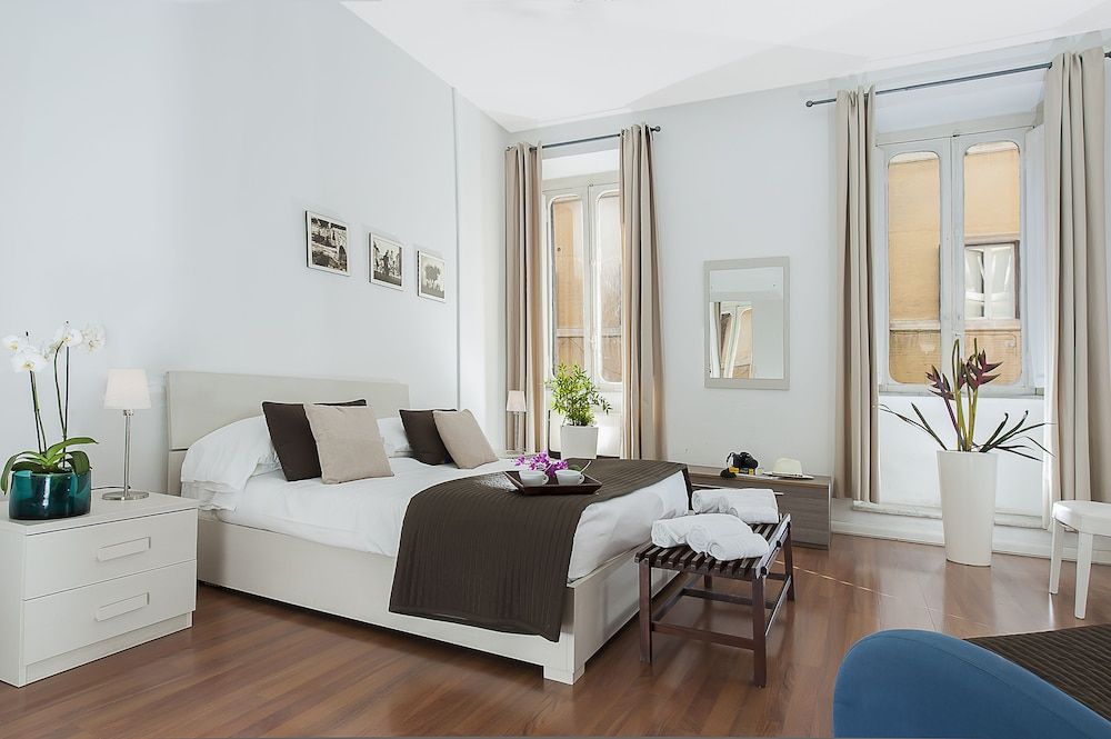 undefined Babuino Apartments - Piazza di Spagna 8
