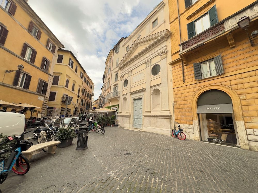 undefined Piazza Navona Apartments 9