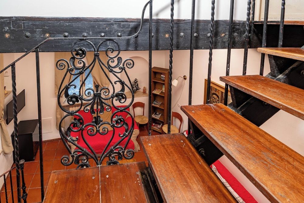 undefined The House In Trastevere 10