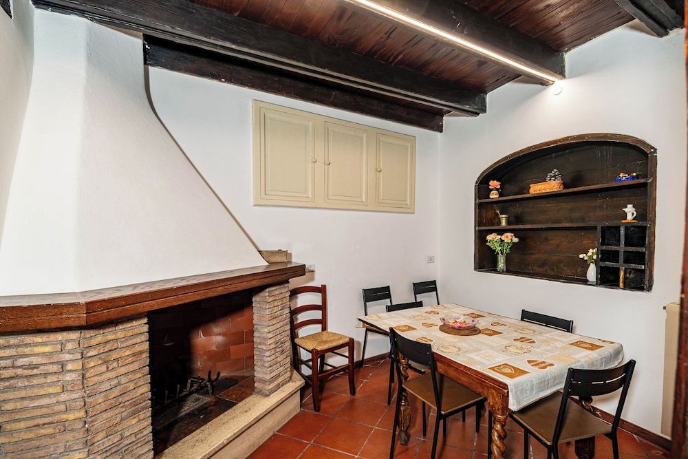 undefined The House In Trastevere 3