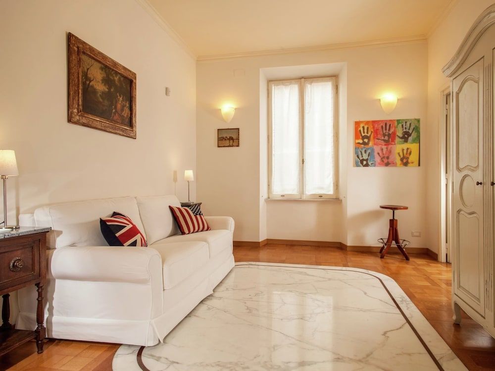 Apartment near Piazza del Popolo & Villa Borghese Apartment 9
