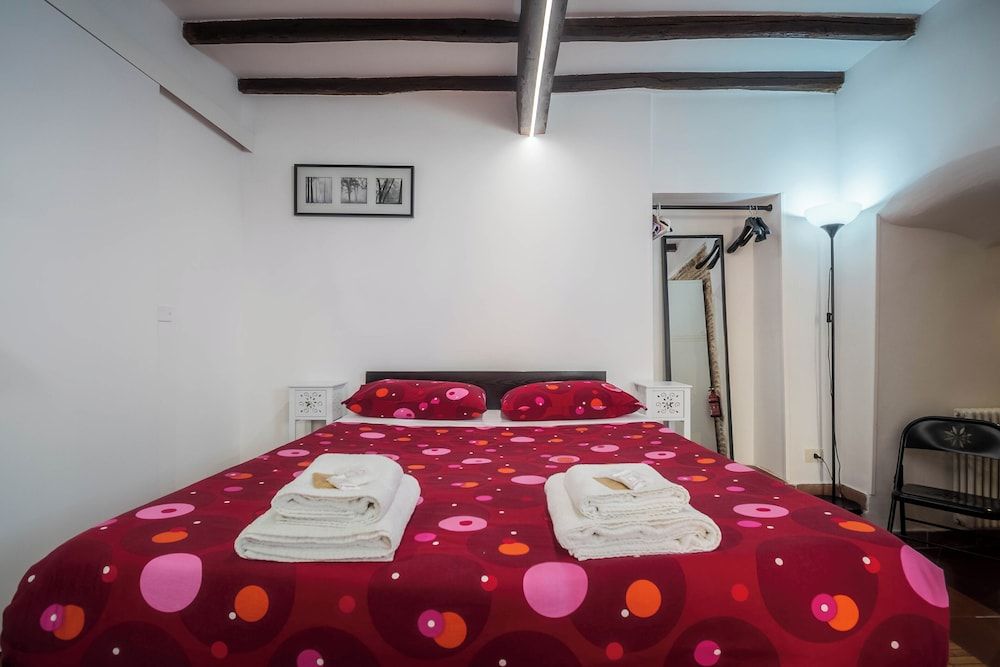 undefined Nice Studio in Trastevere 10
