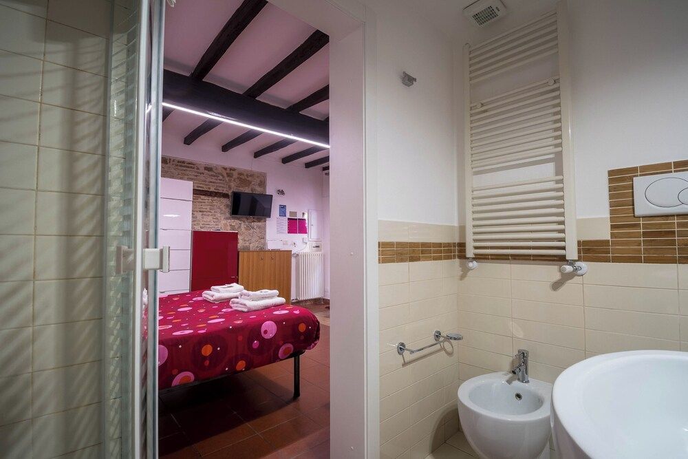 Nice Studio in Trastevere Apartment, 1 Bedroom, Accessible, City View 13