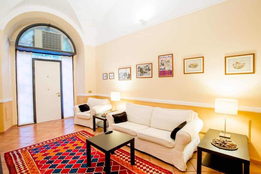 Quiet and Cozy Trastevere Hideaway Apartment, 1 Bedroom 15