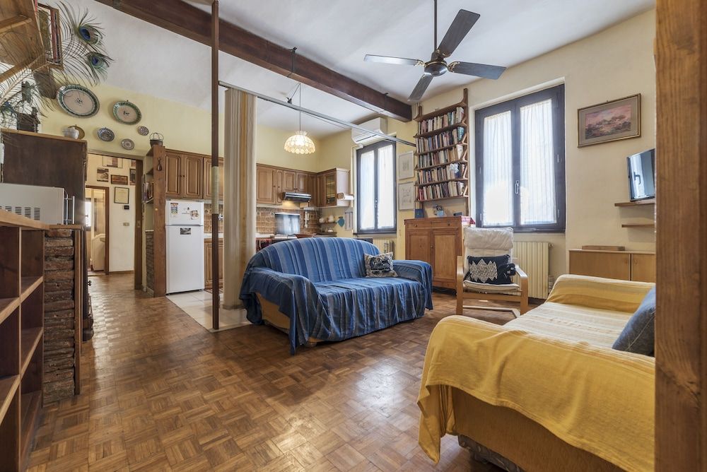 undefined San Lorenzo Wooden Flat