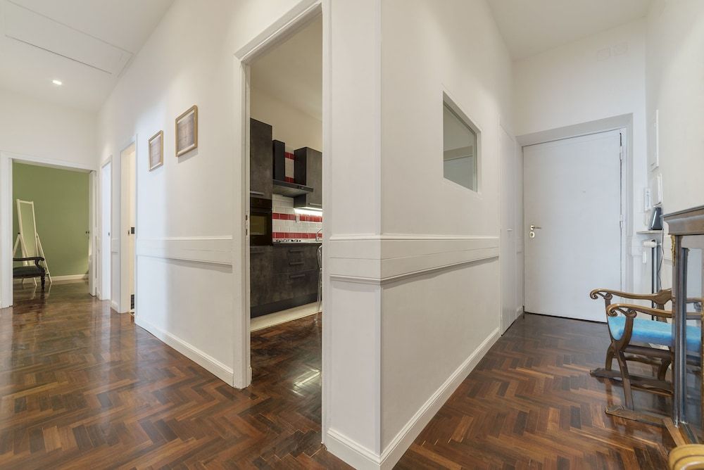 undefined Musei Vaticani Stylish Apartment 8