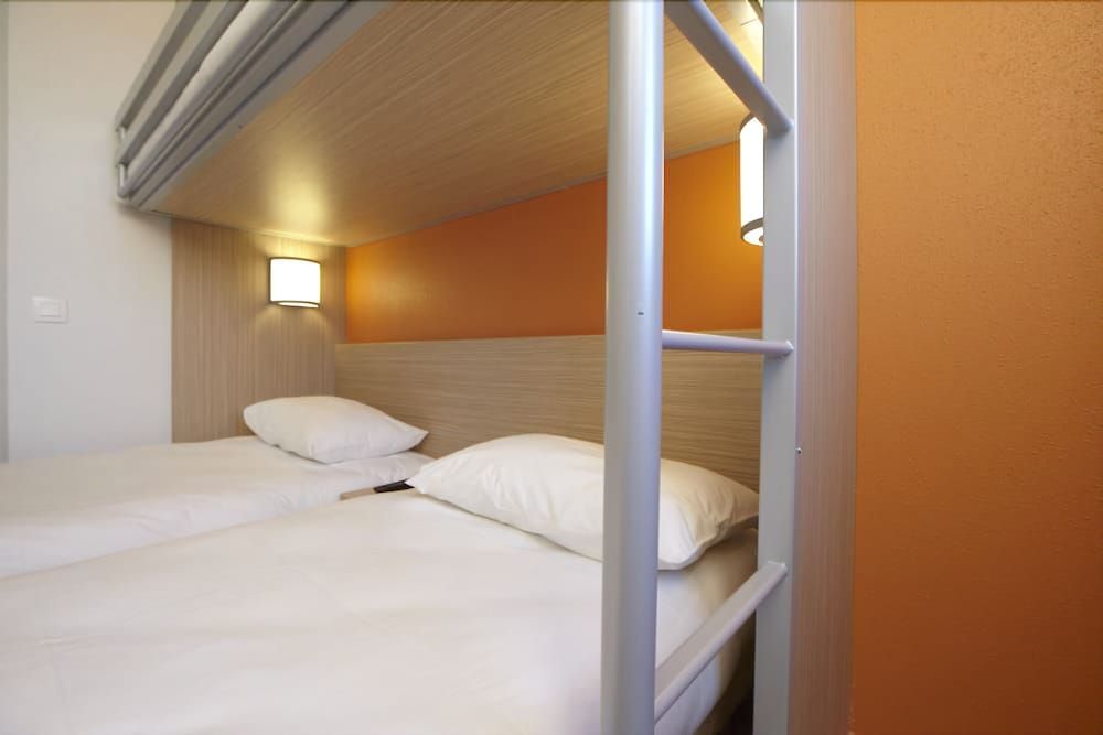 Standard Room, 3 Twin Beds