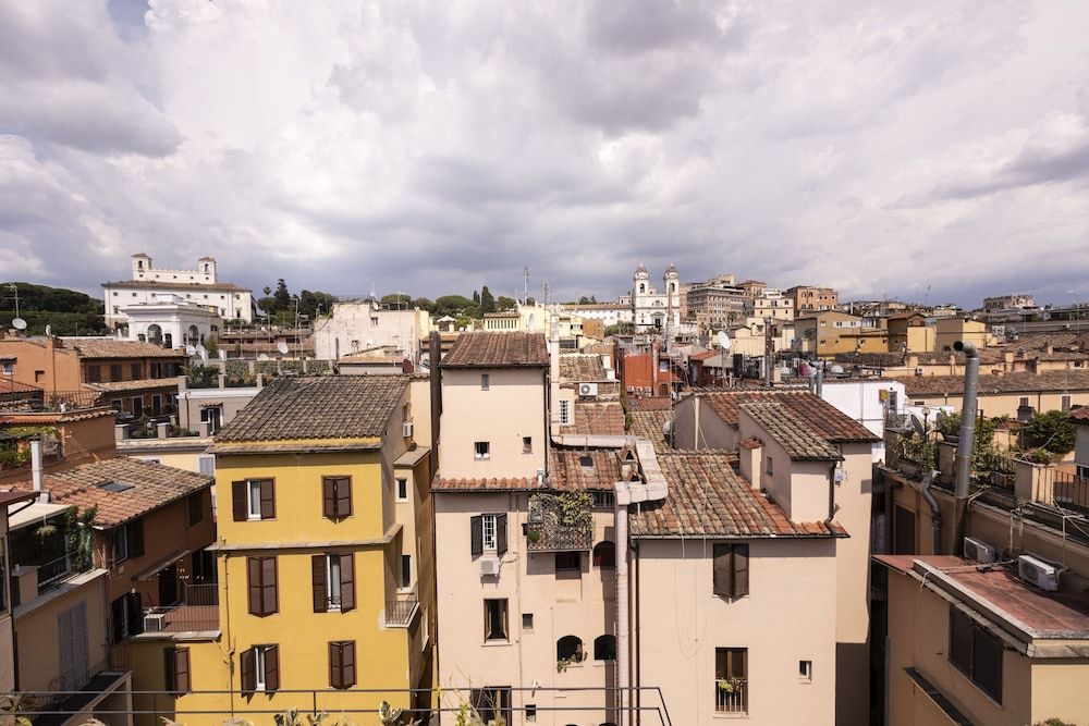 ROMAC - Condotti with terrace Apartment 11