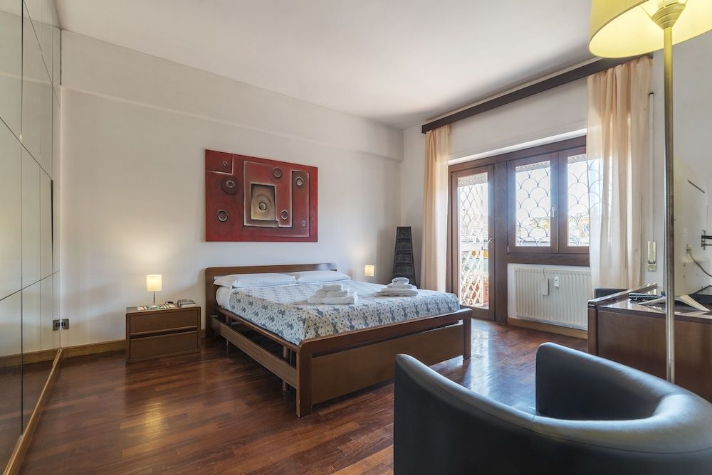 undefined Portaportese Wooden Flat 5