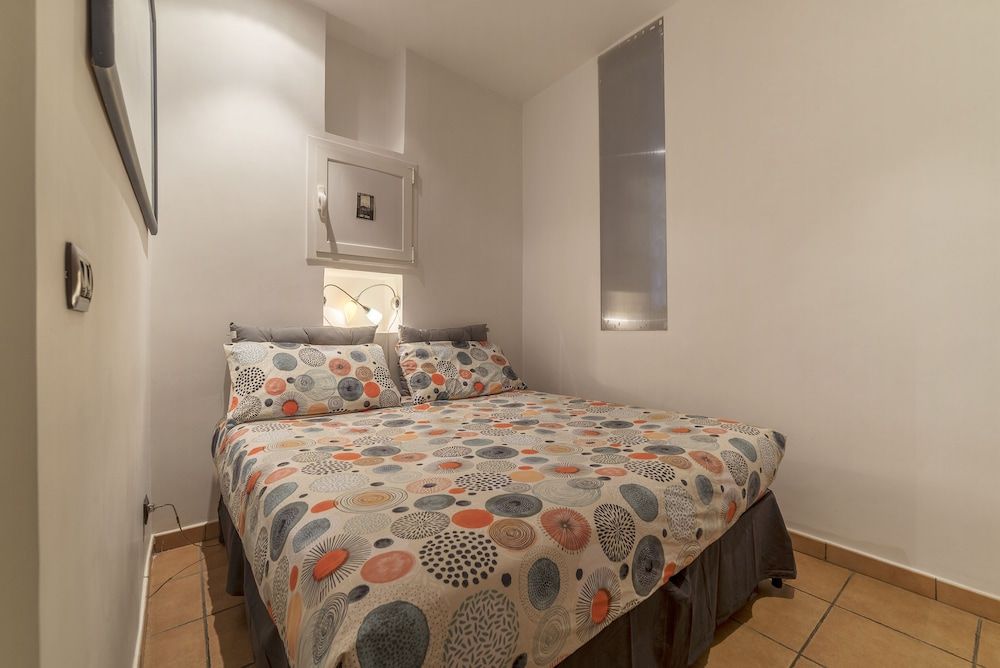 undefined Colosseo Modern Apartment 6