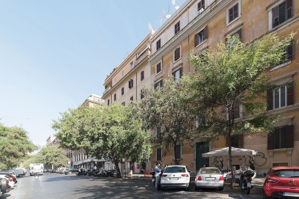 undefined Santa Maria Maggiore Exclusive Apartment 3