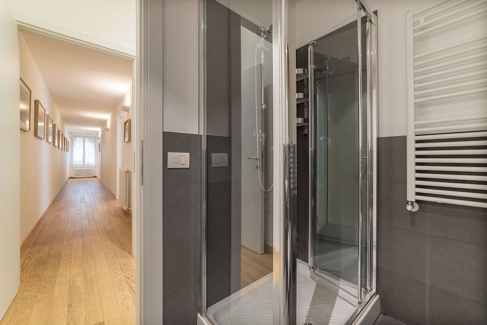 Santa Maria Maggiore Exclusive Apartment Apartment, 5 Bedrooms (Bilo) 29