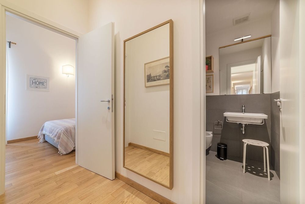 Santa Maria Maggiore Exclusive Apartment Apartment, 5 Bedrooms (Bilo) 37