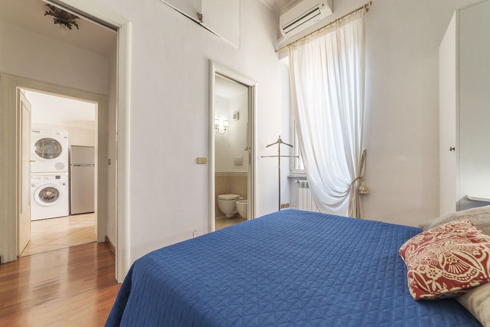 undefined Piazza del Popolo Elegant Apartment 6