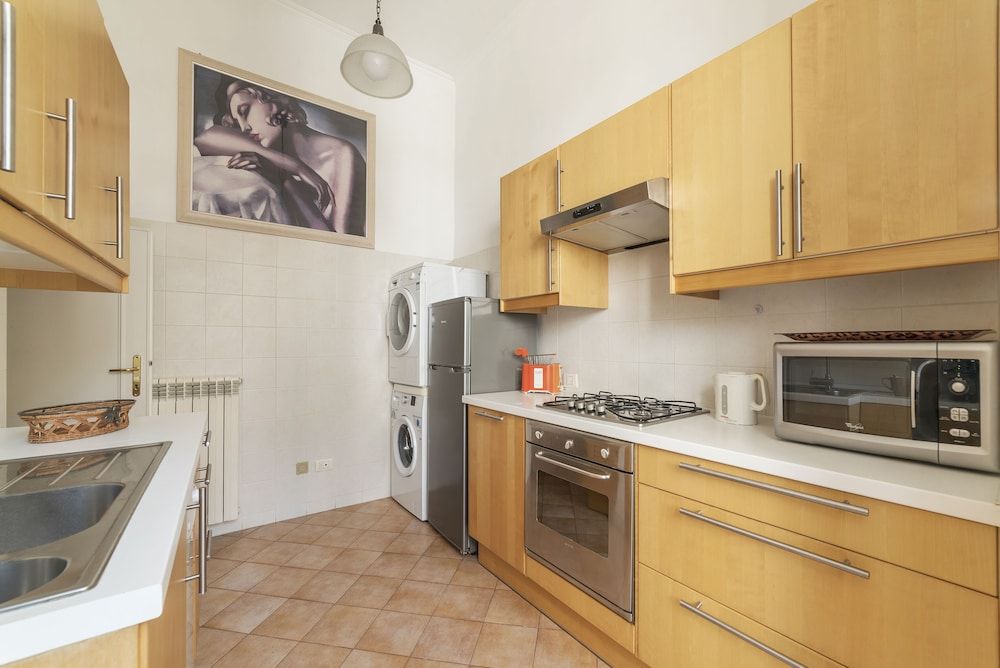 Piazza del Popolo Elegant Apartment Apartment, 3 Bedrooms (Mono) 20