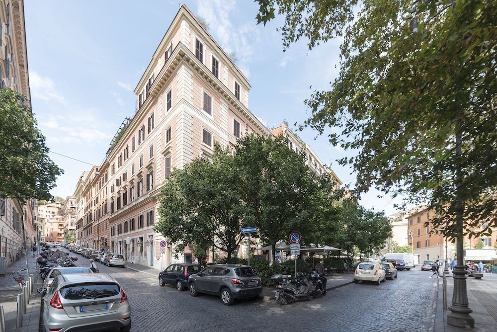undefined Piazza San Cosimato & Trastevere Apartment 2