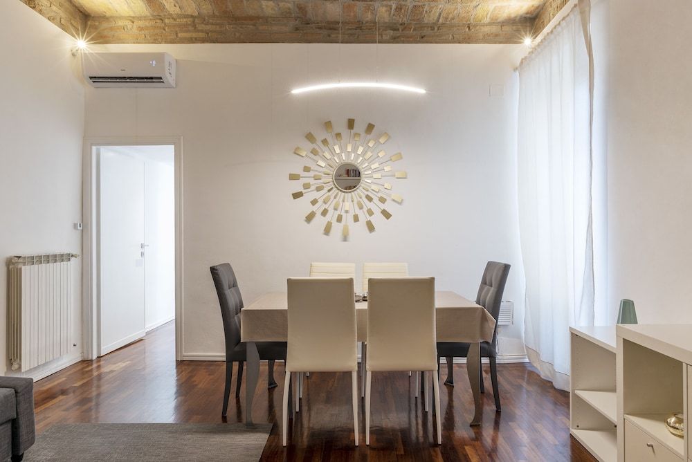 undefined Fontana di Trevi Design Apartment 10