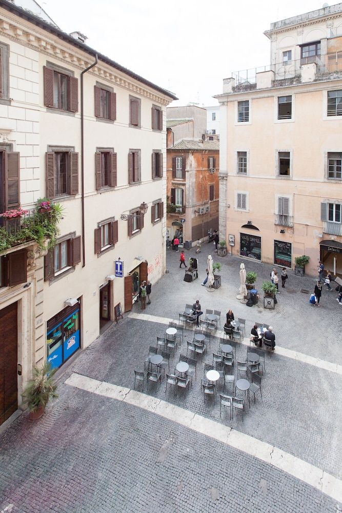 undefined Charming Apartment Campo De'fiori 2