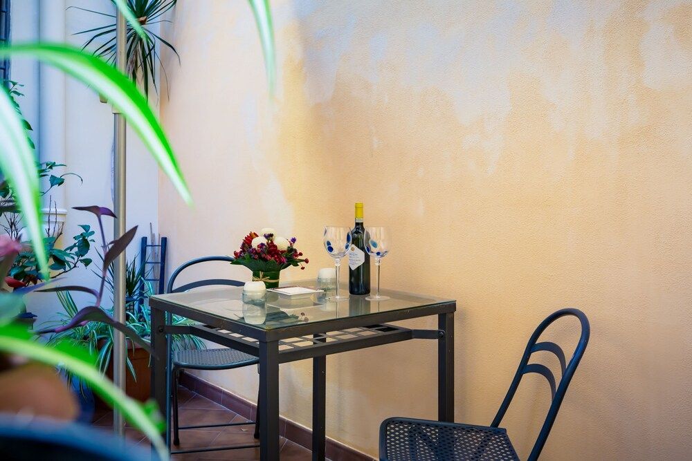 undefined Amazing Apartment Near Campo Dei Fiori - Terrace 2