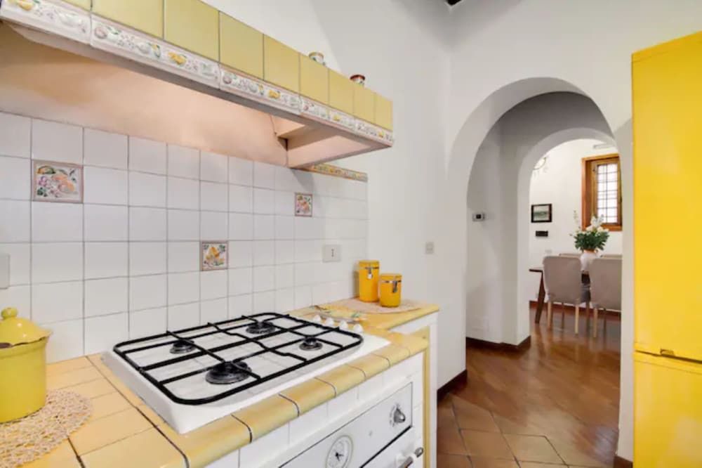 Panth&home Charming Accomodation Just one Block From Pantheon Apartment, 2 Bedrooms, Terrace, City View 15