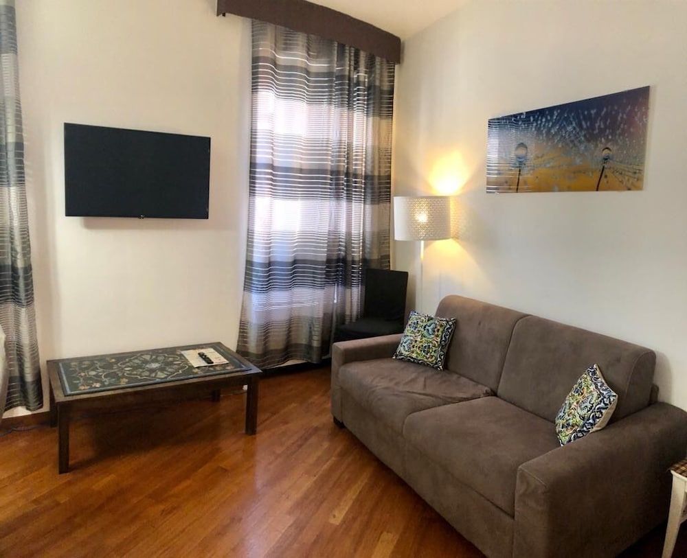 undefined Rihanna Sweet Apartment 5