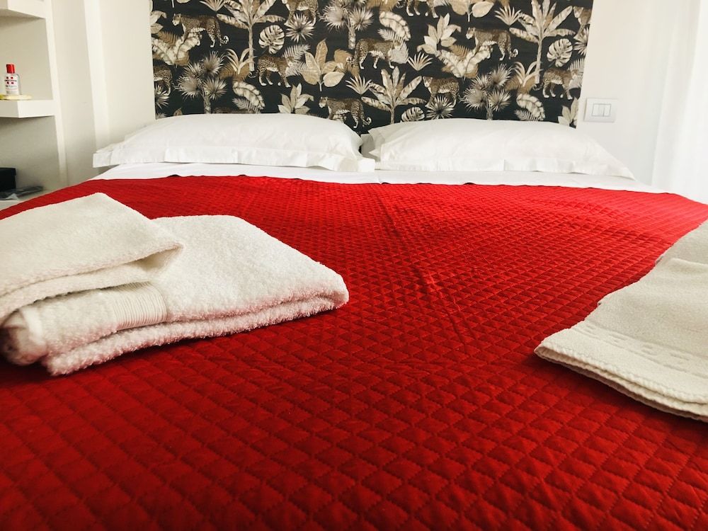 undefined The Italian Home 4