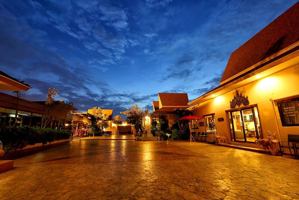 undefined Ploykhumthong Boutique Resort 4