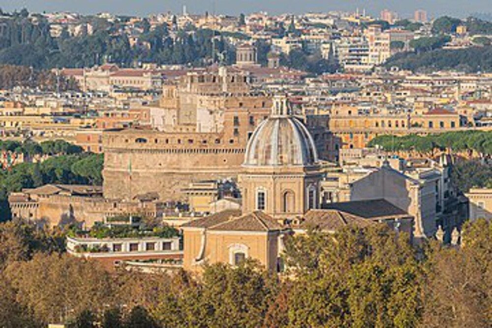 Romantic Apartment With Terrace in Apartment 10