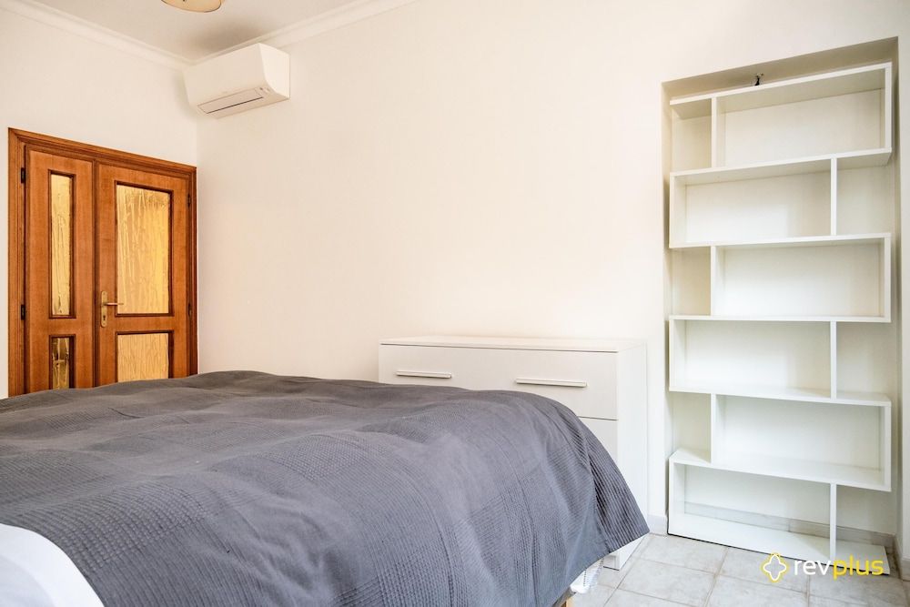 undefined Mecenate Apartment Cavour 5