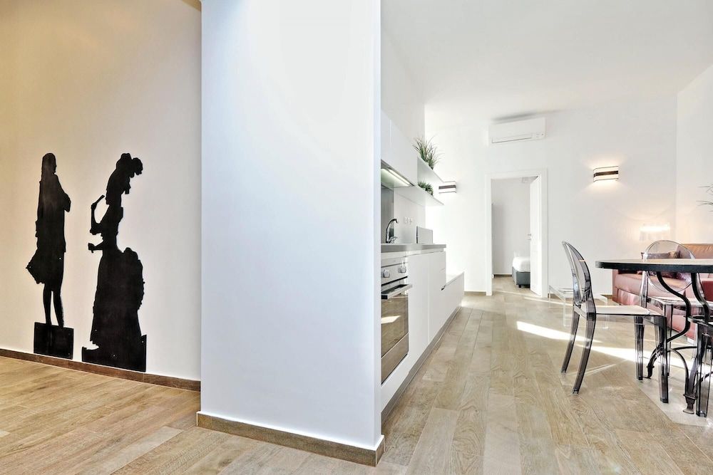 undefined Rm-h501-pale6e2 Monti Apartments - M9 2