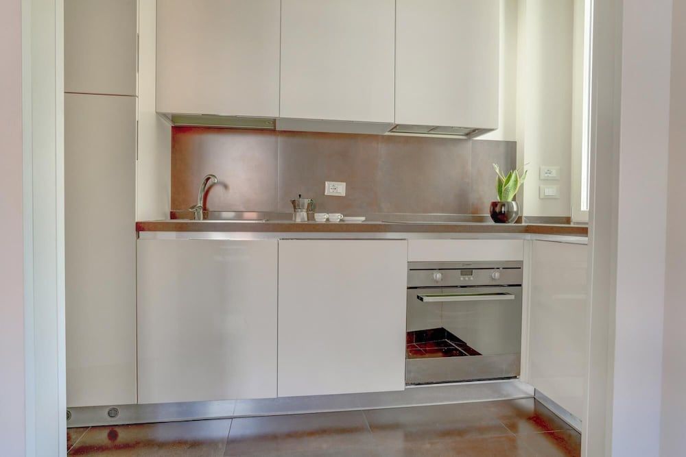 Rm-h501-gpsc20h4 Colosseo Gardens - C8 Apartment 11