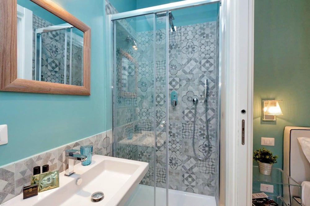 undefined Rm-h501-pale6b1 Monti Apartments - M6B 4