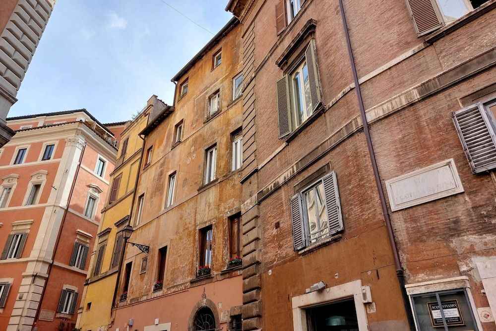 undefined Charming Minerva in Rome 2